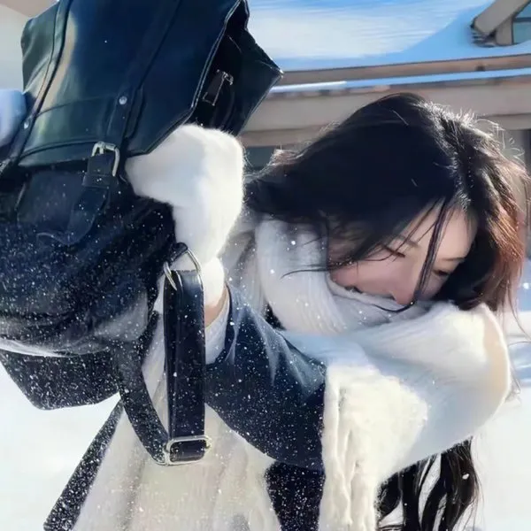 【大尺度复仇】《恶女》金玉彬动作封神：韩国版尼基塔，开场7分钟第一人称杀戮视角燃爆影史