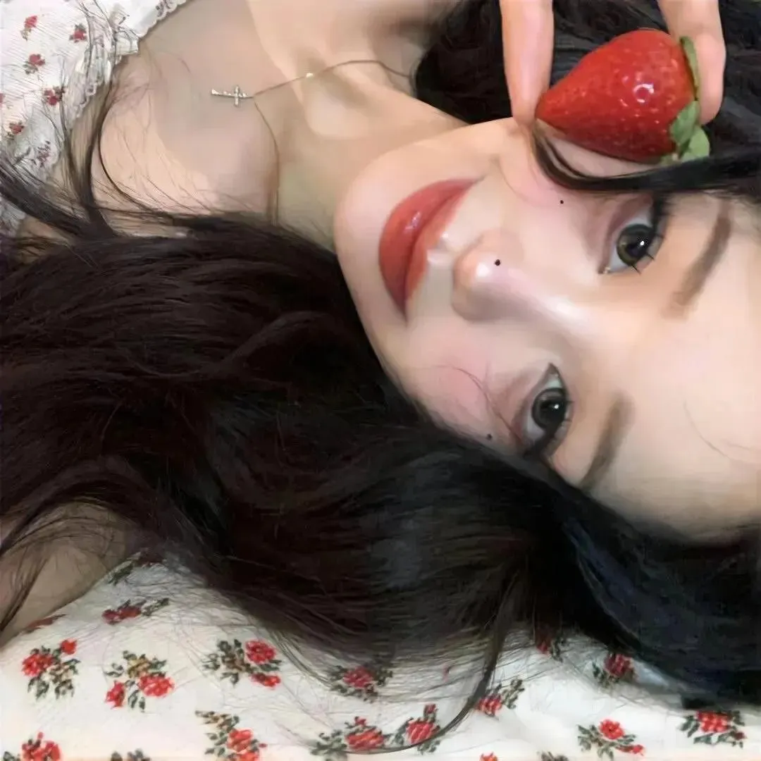 【催泪反战动画】《萤火虫之墓》完整版在线：千万别看第二遍，战争中被毁灭的童年太绝望太窒息
